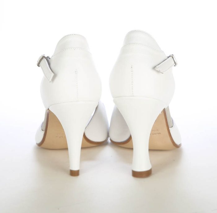Zapato de novia blanco piel elegante